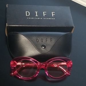Brand new DIFF eyewear pink sunglasses